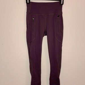 Lululemon Athletica Mesh leggings with Pockets Size 2